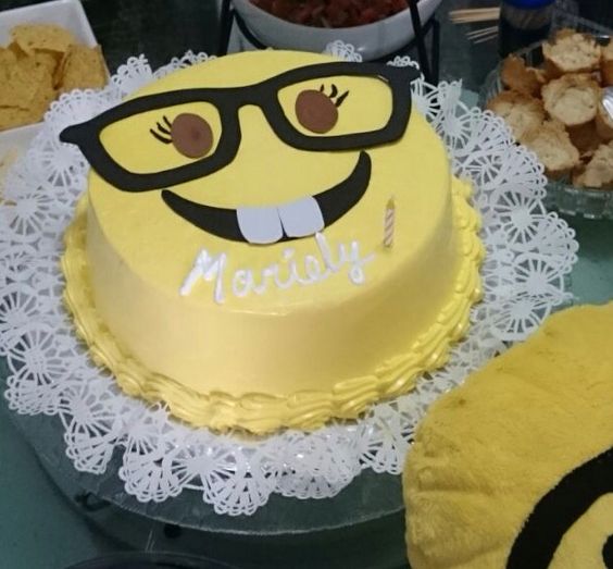 nerdy emoji cake